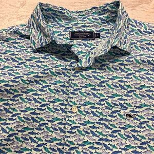 Vineyard Vines Shirt Mens Size Large Blue Fish Print Button Up Short Sleeve